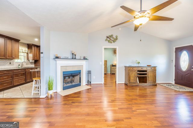 175 Joe Brown Road, Newnan, GA 30263