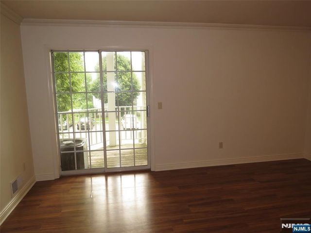 993 Boxwood Court 993, Mahwah, NJ 07430