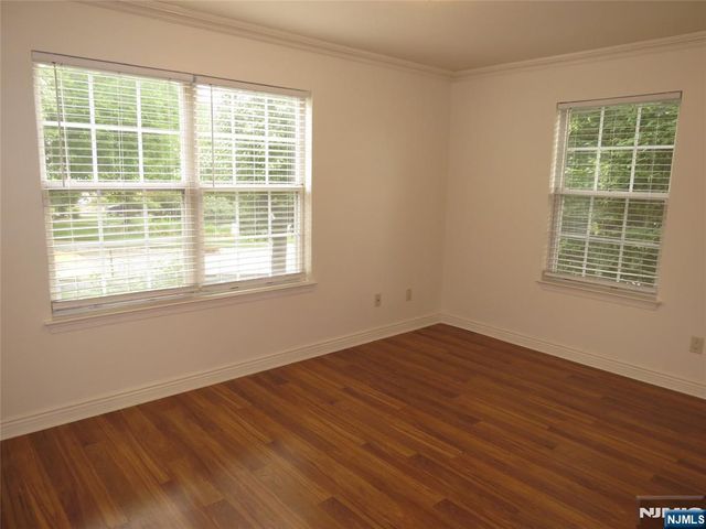 993 Boxwood Court 993, Mahwah, NJ 07430