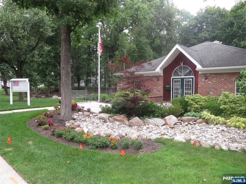 993 Boxwood Court 993, Mahwah, NJ 07430