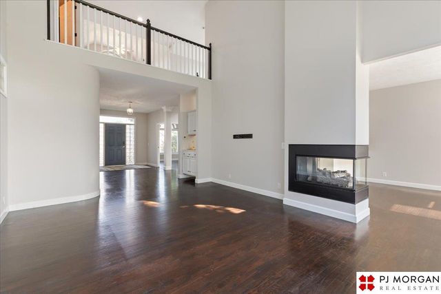 9930 S 172nd Circle, Omaha, NE 68136