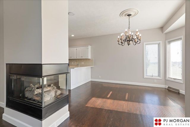 9930 S 172nd Circle, Omaha, NE 68136