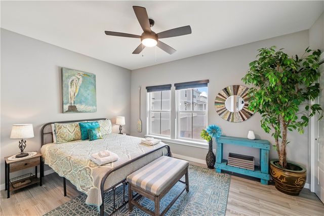 3087 S 11th St 500, Port Aransas, TX 78373