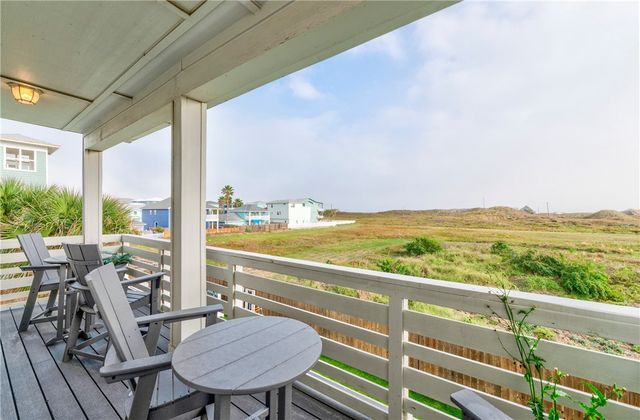 3087 S 11th St 500, Port Aransas, TX 78373