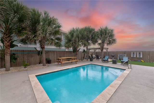 3087 S 11th St 500, Port Aransas, TX 78373