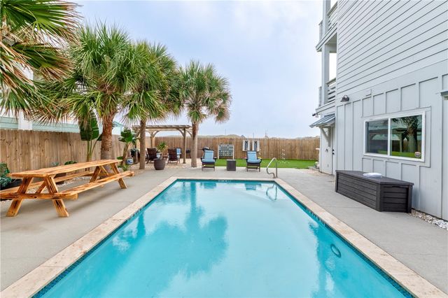 3087 S 11th St 500, Port Aransas, TX 78373