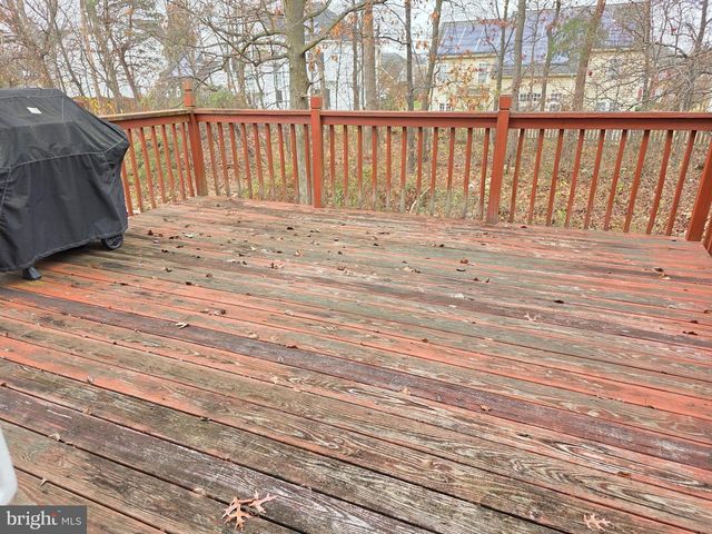 14100 OAKPOINTE DR, Laurel, MD 20707