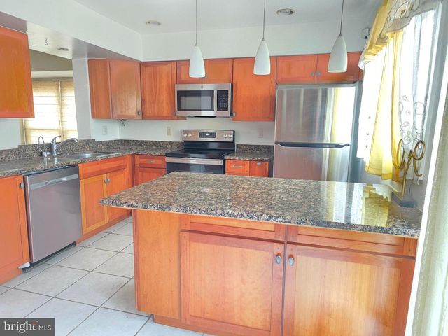 14100 OAKPOINTE DR, Laurel, MD 20707