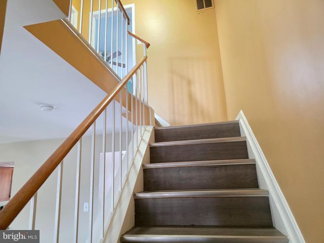 14100 OAKPOINTE DR, Laurel, MD 20707