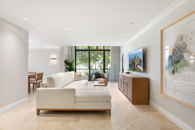 6895 Willow Wood Drive 1011, Boca Raton, FL 33434