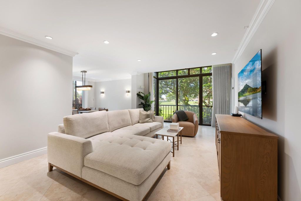6895 Willow Wood Drive 1011, Boca Raton, FL 33434