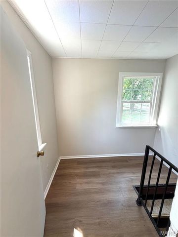 60 Connolly Drive, Calverton Park, MO 63135