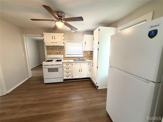 60 Connolly Drive, Calverton Park, MO 63135