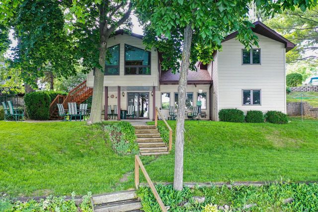 N7866 Kettle Moraine DRIVE, Whitewater, WI 53190