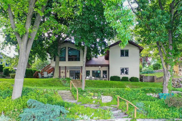 N7866 Kettle Moraine DRIVE, Whitewater, WI 53190