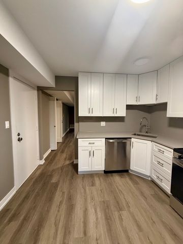 1322 E Ports O Call Drive 1W, Palatine, IL 60074