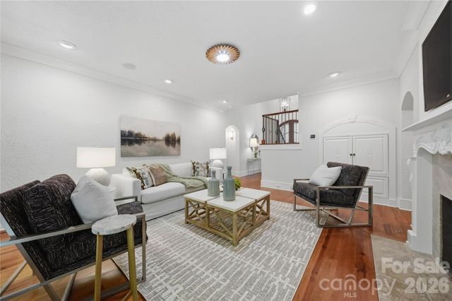 2418 La Maison Drive, Charlotte, NC 28226