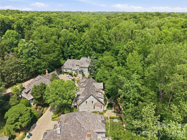 2418 La Maison Drive, Charlotte, NC 28226