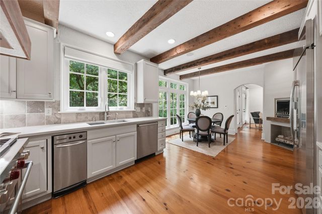 2418 La Maison Drive, Charlotte, NC 28226