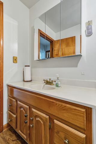 1716 10th Avenue, East Moline, IL 61244