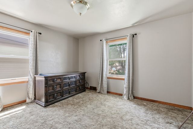 1716 10th Avenue, East Moline, IL 61244
