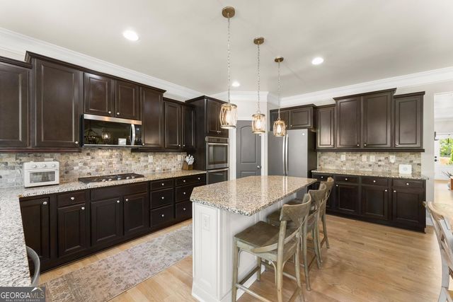 706 Paint Horse Drive, Canton, GA 30115