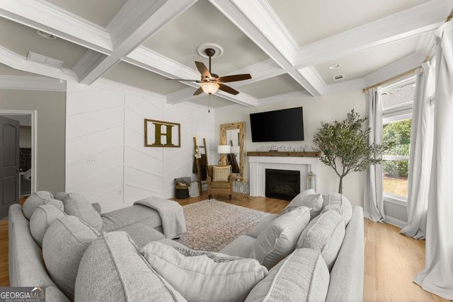 706 Paint Horse Drive, Canton, GA 30115