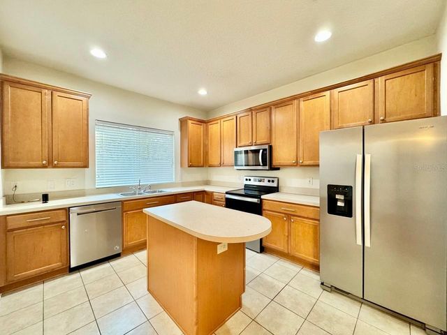 10545 SHADY FALLS COURT, Riverview, FL 33578