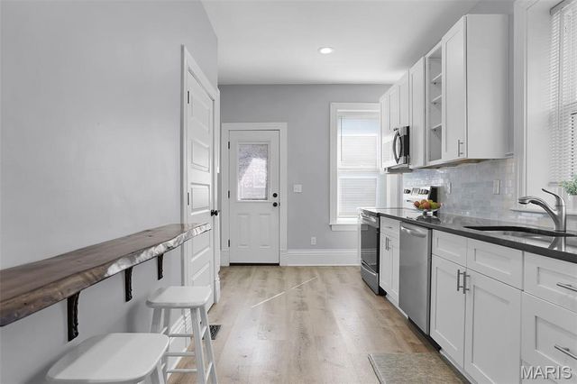 4212 Castleman Avenue, St Louis, MO 63110