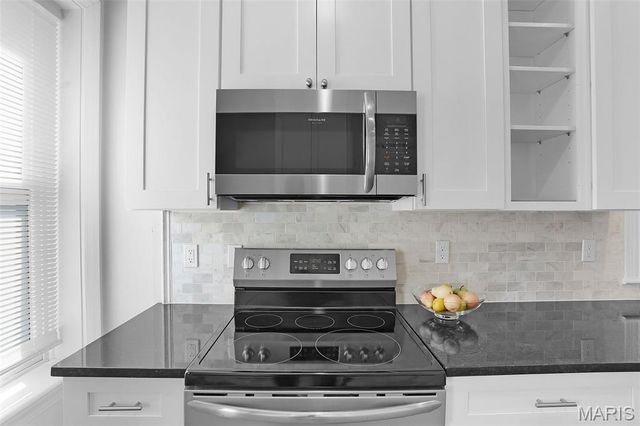 4212 Castleman Avenue, St Louis, MO 63110