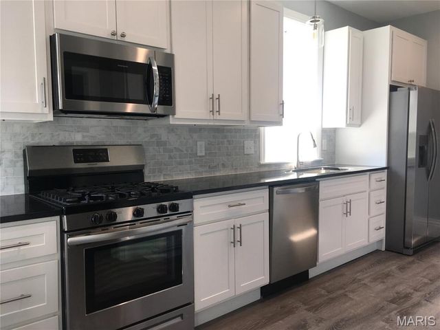 4212 Castleman Avenue, St Louis, MO 63110