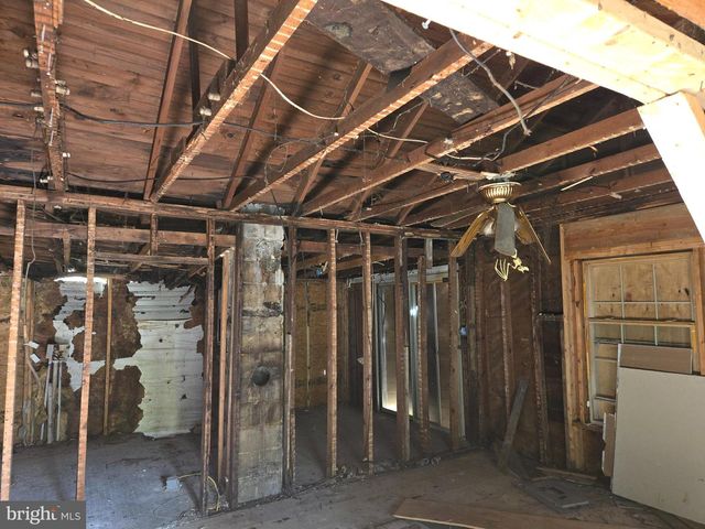 529 MCNAUGHTON AVE, Deptford, NJ 08096