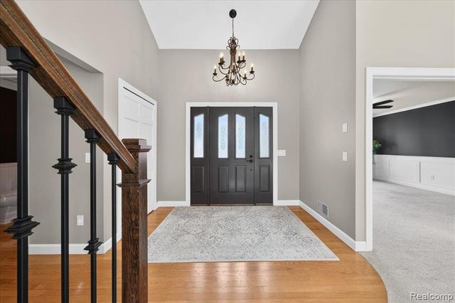 6595 Deer Ridge Drive, Clarkston, MI 48348