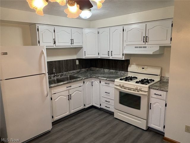 549 NW Montrose Avenue NW, Massillon, OH 44646