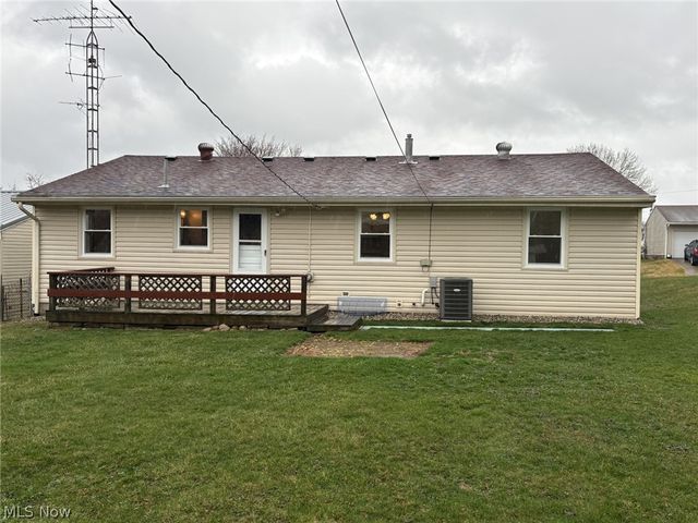 549 NW Montrose Avenue NW, Massillon, OH 44646