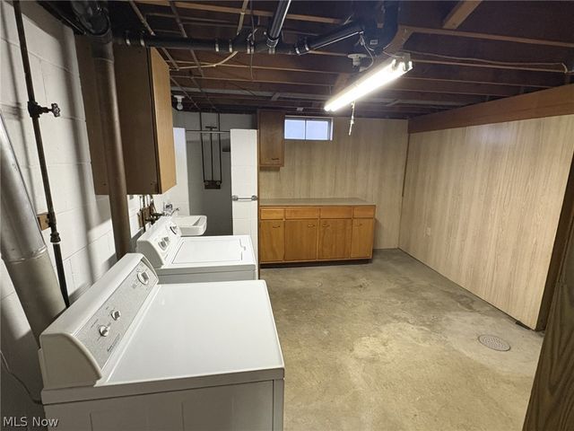 549 NW Montrose Avenue NW, Massillon, OH 44646