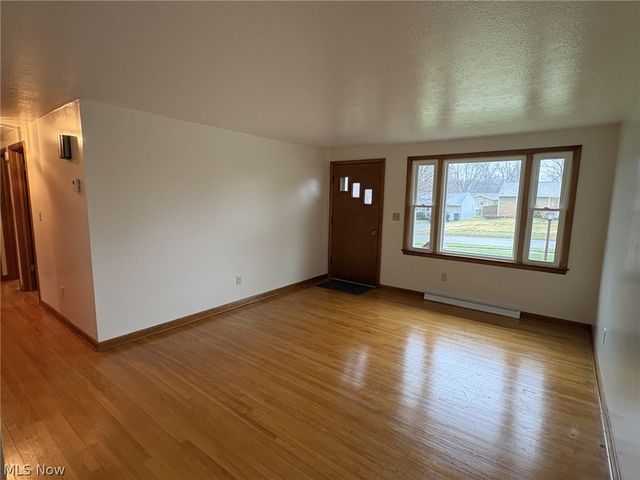 549 NW Montrose Avenue NW, Massillon, OH 44646