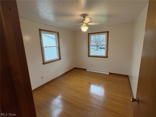 549 NW Montrose Avenue NW, Massillon, OH 44646