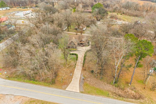 31 White Oak Road, Stewart, TN 37175