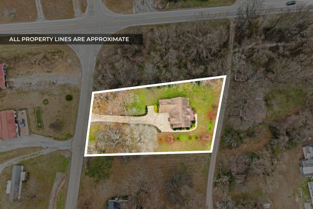 31 White Oak Road, Stewart, TN 37175