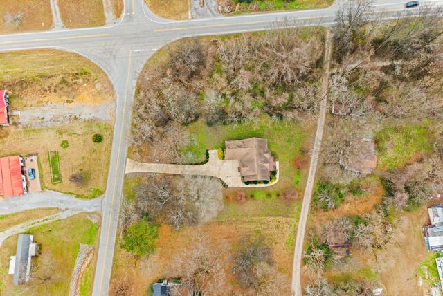 31 White Oak Road, Stewart, TN 37175