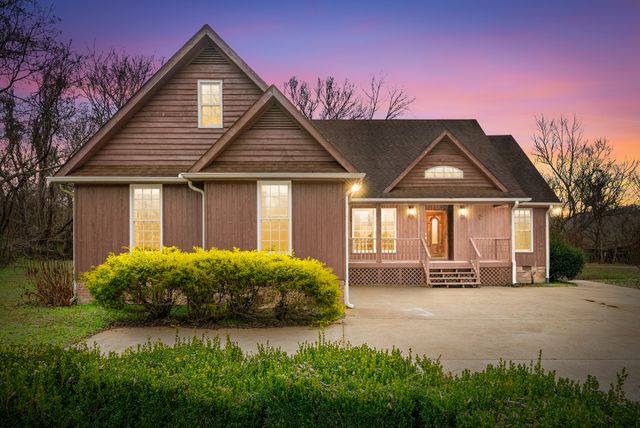 31 White Oak Road, Stewart, TN 37175