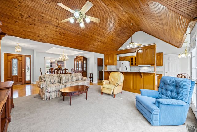 31 White Oak Road, Stewart, TN 37175