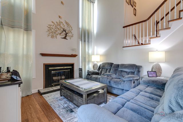 18 Bedford Road, Mundelein, IL 60060