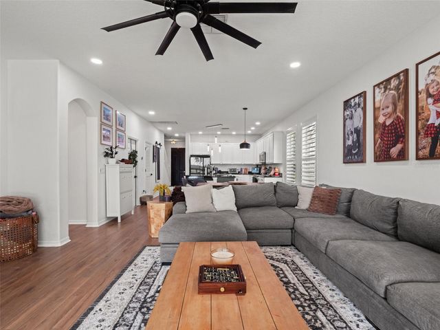 720 BAREFOOT BAY LOOP, Groveland, FL 34736