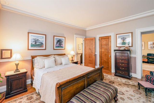 895 SUMMIT AVE, Jc, Heights, NJ 07307