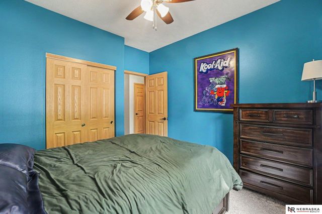 17908 Karen Circle, Omaha, NE 68135