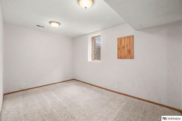 17908 Karen Circle, Omaha, NE 68135
