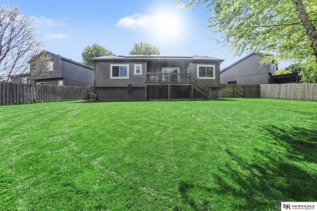 17908 Karen Circle, Omaha, NE 68135