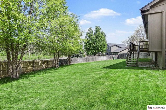 17908 Karen Circle, Omaha, NE 68135
